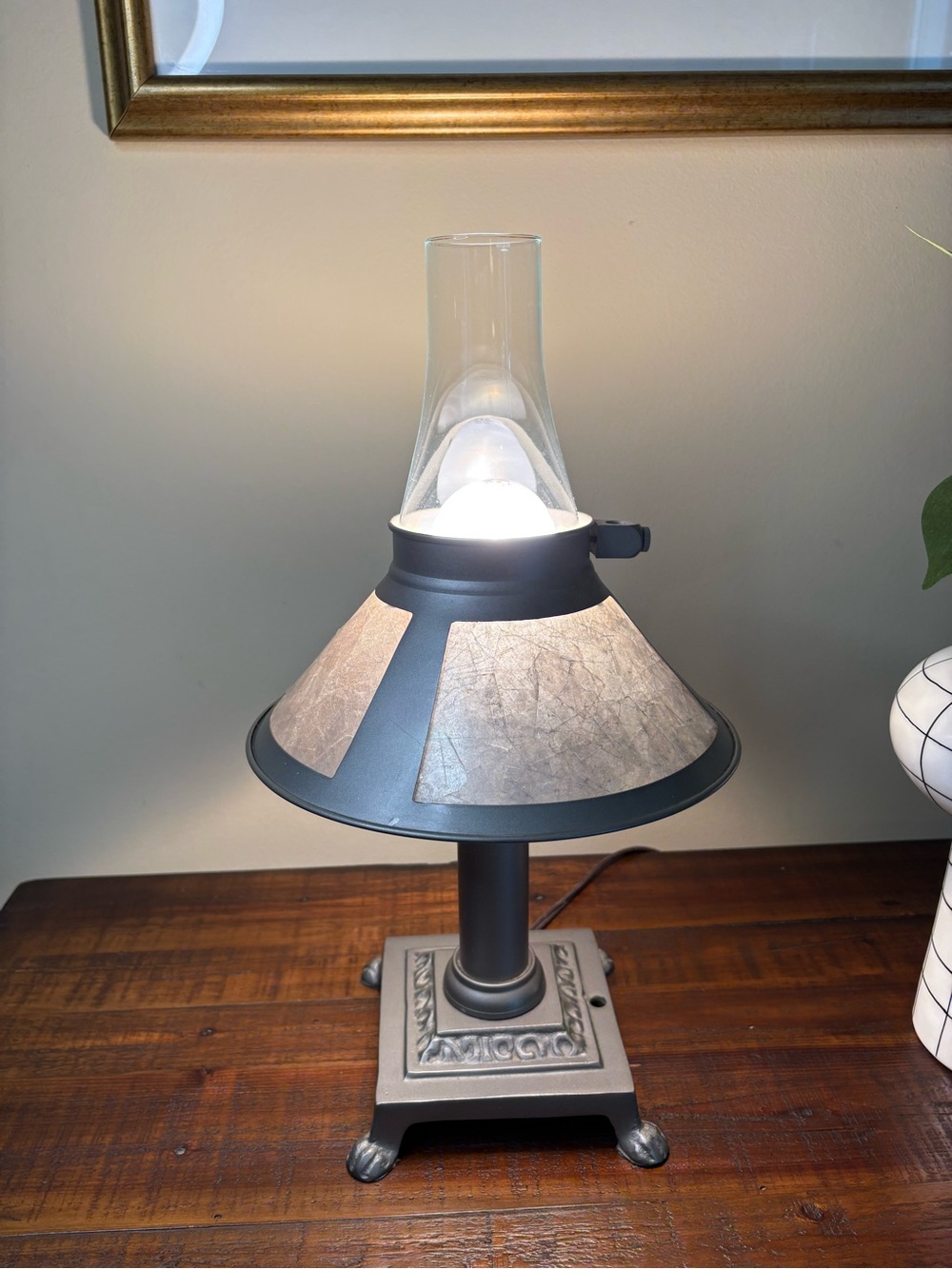 Antique-Style Silver Mica Bouillotte Hurricane Lamp